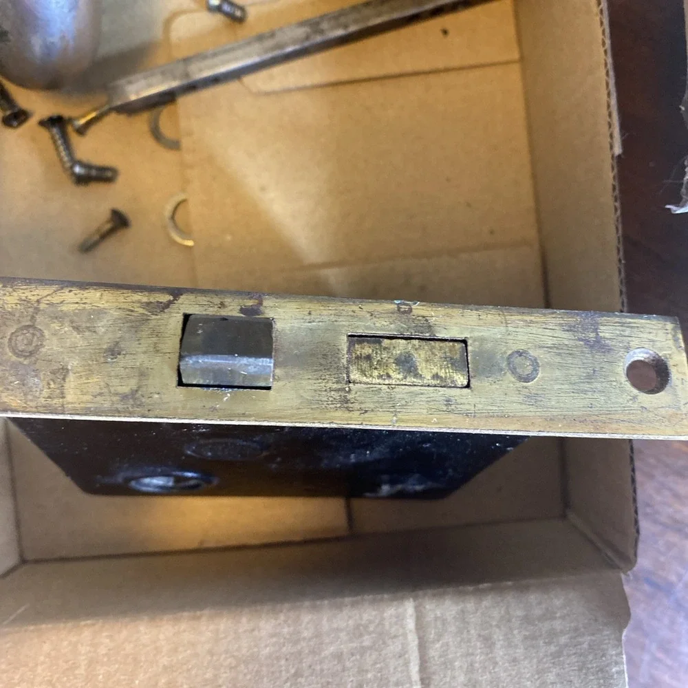 N/A lot antique